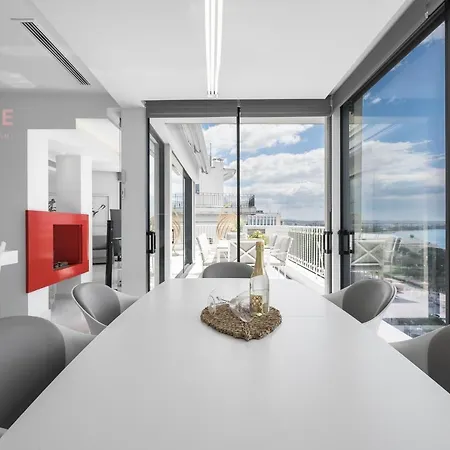 The One, Nilie Hospitality Mgmt * Thessaloníki